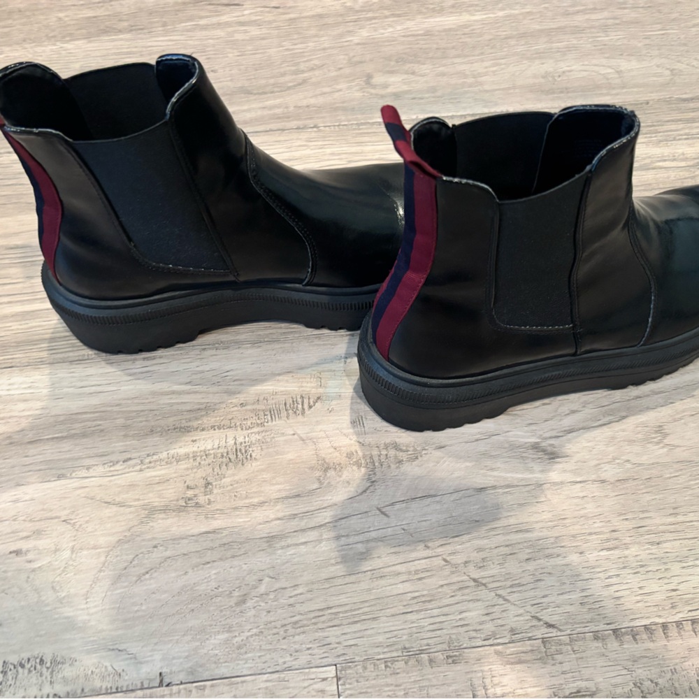 Steve Madden Boot - Picture 2 of 6
